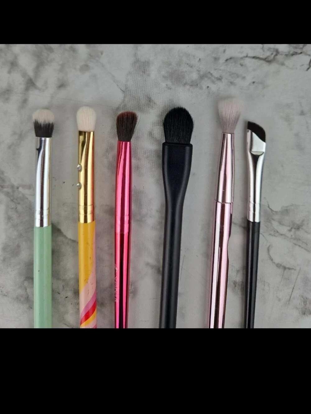 Assorted Pink & Pastel Makeup Brush Set Bundle
